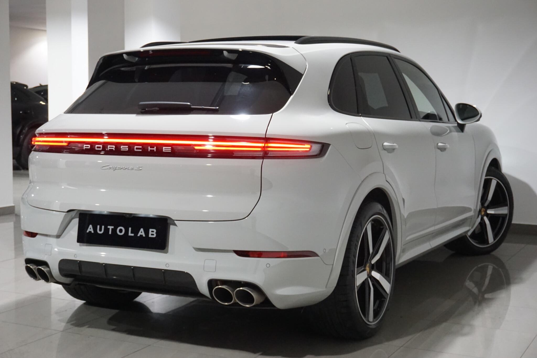 Porsche Cayenne 4.0T V8 S SUV 5dr Petrol TiptronicS 4WD Euro 6 (s/s) (474 ps)